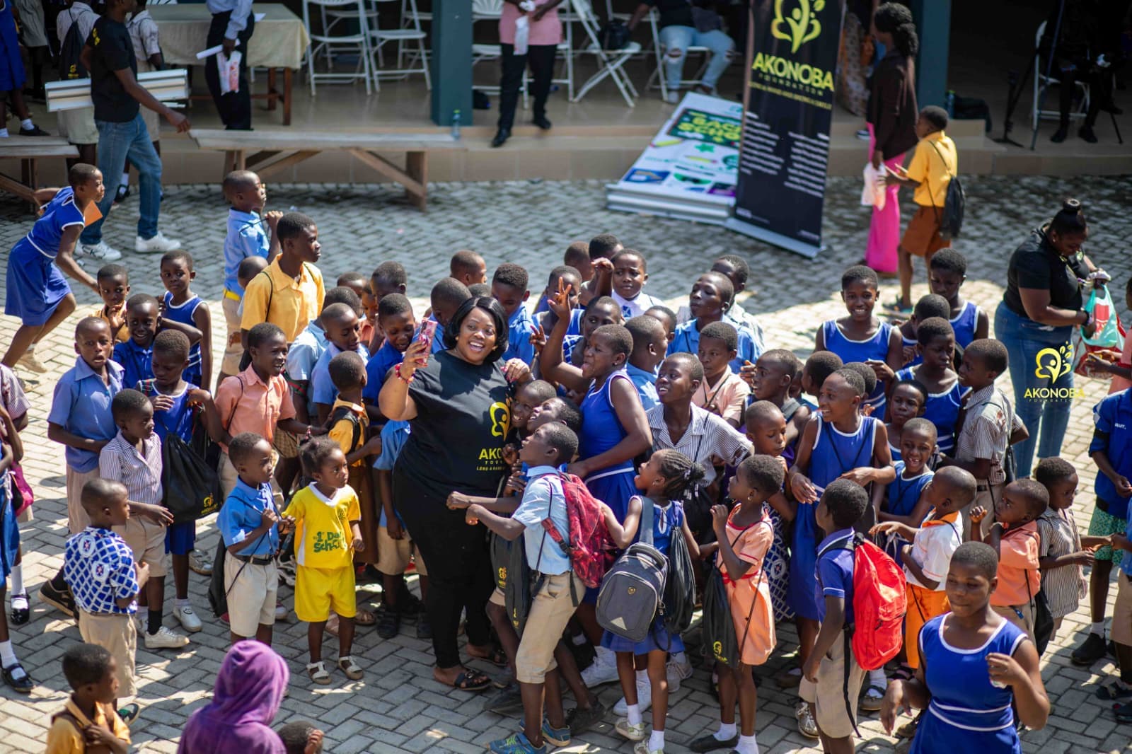 Obomeng-Kwahu Back-to-School Donation — photograph 2 of 30.