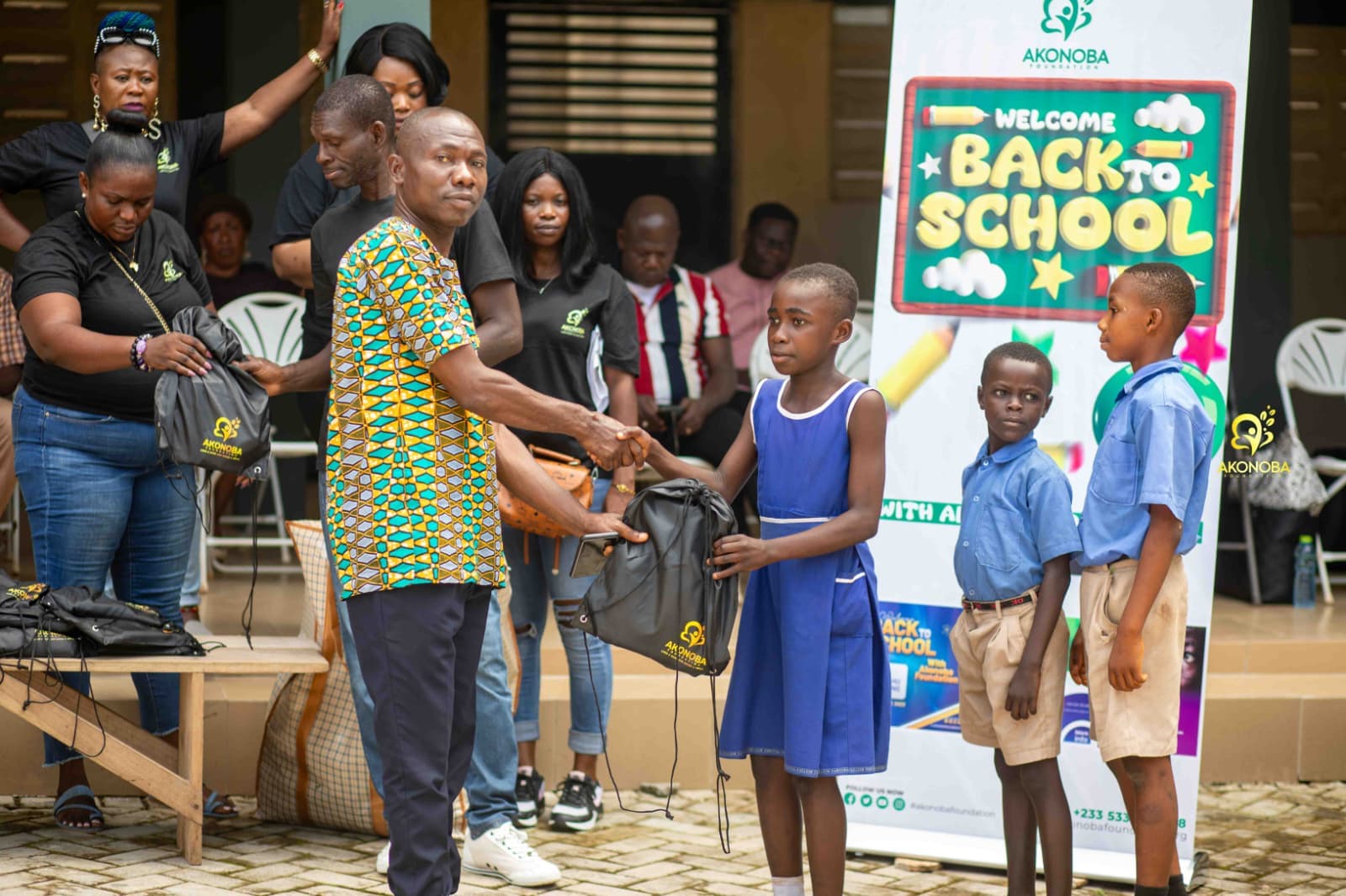 Obomeng-Kwahu Back-to-School Donation — photograph 21 of 30.
