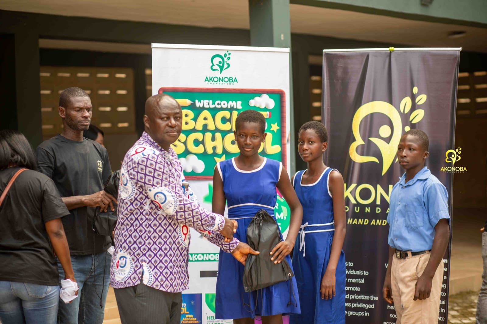 Obomeng-Kwahu Back-to-School Donation — photograph 27 of 30.