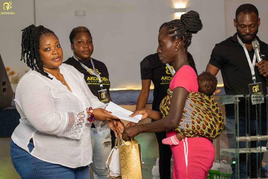 Widows' Give-Away — photograph 4 of 21.
